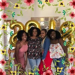 Meet your Posher, Laurice